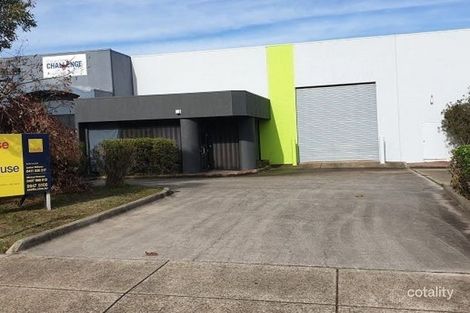 13 Macro Ct, Rowville, VIC 3178