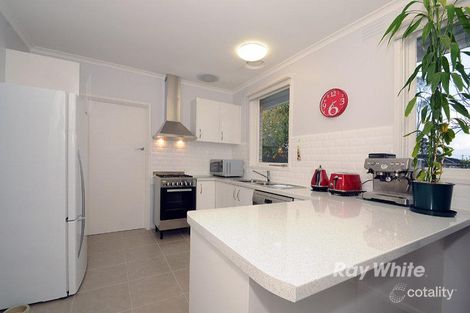 Property photo of 15 Rex Court Noble Park VIC 3174