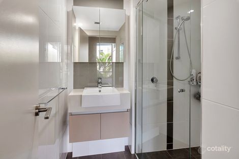 26i/28 Bayview St, Runaway Bay, QLD 4216