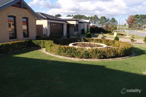 12 Westport Pde, Darch, WA 6065