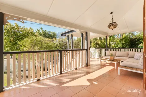 Property photo of 27 Gowen Street Shorncliffe QLD 4017