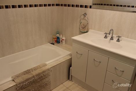 Property photo of 12 Sloman Close Dubbo NSW 2830