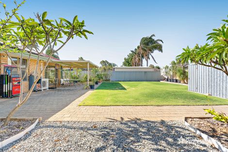 4 Meadowview Dr, Ballajura, WA 6066