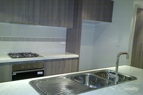 1b Leonard Ave, St Albans, VIC 3021