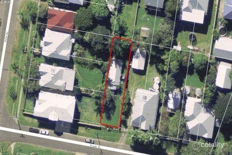 Property photo of 8 Fraser Street Shorncliffe QLD 4017