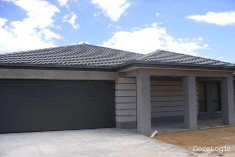 Property photo of 7 Sackville Close Fitzgibbon QLD 4018