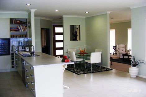 Property photo of 5 Bridle Place Bega NSW 2550