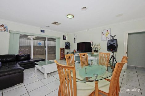 Property photo of 15 Tussock Grove Cairnlea VIC 3023