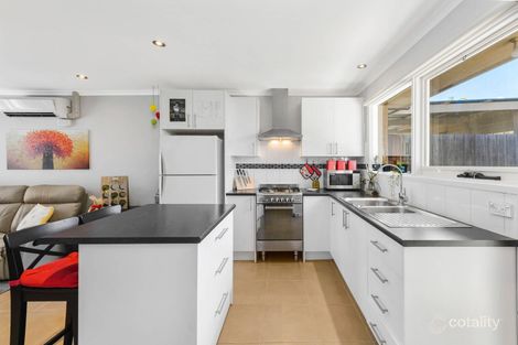 Property photo of 2/14-16 Hennessy Avenue Herne Hill VIC 3218