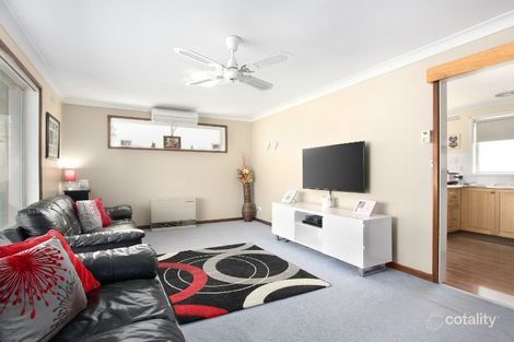 Property photo of 11 McClure Street Drouin VIC 3818