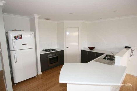 Property photo of 4 Songlark Court Baldivis WA 6171