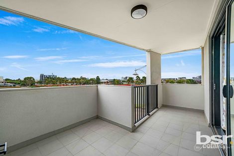 Property photo of 14/76 The Esplanade Caroline Springs VIC 3023