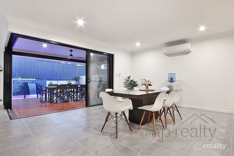 Property photo of 15 Baronet Place Pallara QLD 4110