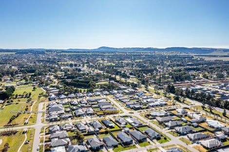 Property photo of 13 Greenfields Boulevard Romsey VIC 3434