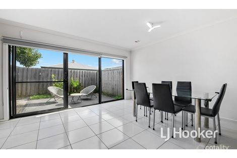 Property photo of 18 Portrait Place Clyde North VIC 3978