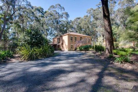 Property photo of 2 Ladd Square Emerald VIC 3782