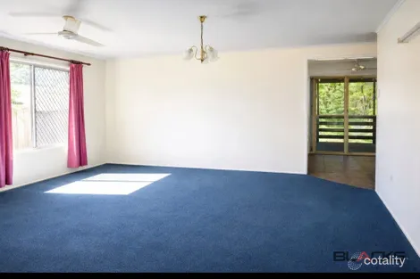 Property photo of 75 Beardmore Crescent Dysart QLD 4745