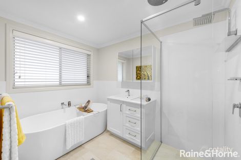 Property photo of 28 Lovegrove Street Shoalhaven Heads NSW 2535