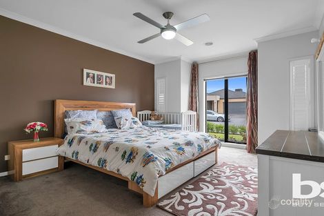 Property photo of 34 Middlesborough Drive Craigieburn VIC 3064