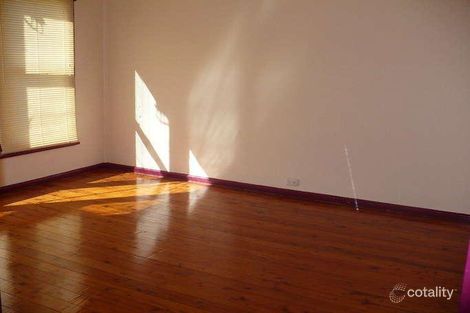 Property photo of 40 Atchison Road Macquarie Fields NSW 2564