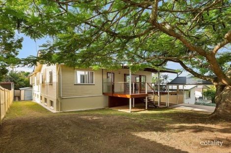 221 Englefield Rd, Oxley, QLD 4075