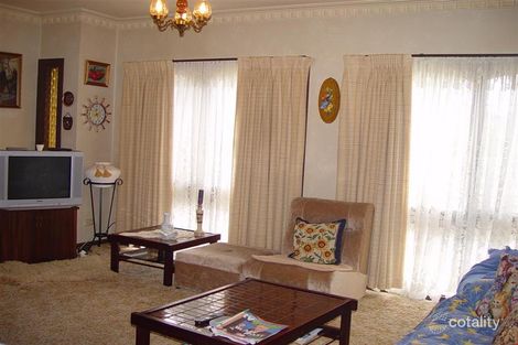 Property photo of 43 Oleander Drive St Albans VIC 3021