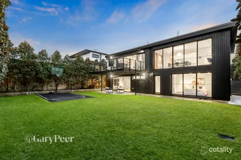 Property photo of 3 Helenslea Road Caulfield North VIC 3161