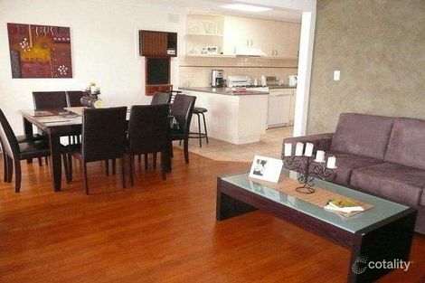 Property photo of 16 Downham Way Wyndham Vale VIC 3024