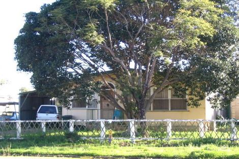 69 Day St, Tara, QLD 4421