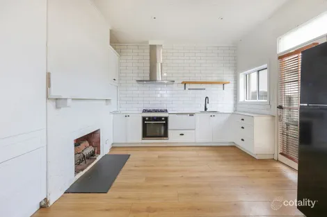 Property photo of 254 Lava Street Warrnambool VIC 3280