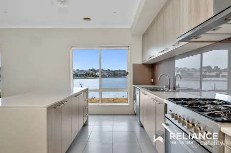 Property photo of 9 Rhode Island Close Point Cook VIC 3030