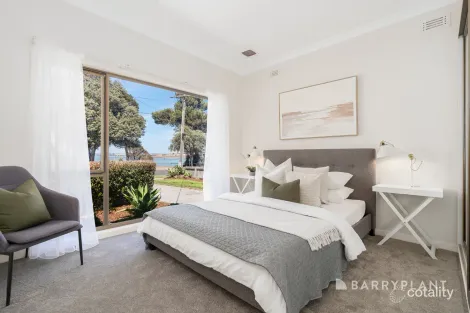 Property photo of 41 The Esplanade North Shore VIC 3214