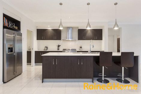 Property photo of 6 Honeybark Crescent Lyndhurst VIC 3975