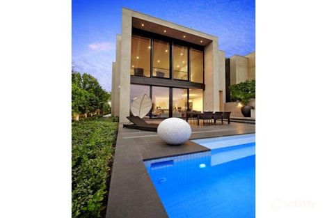 Property photo of 8 Torresdale Road Toorak VIC 3142