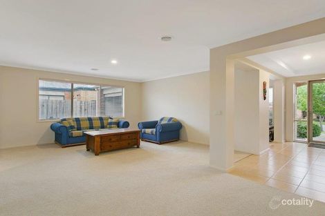 Property photo of 39 Hartsmere Drive Berwick VIC 3806
