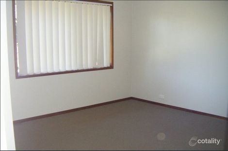 Property photo of 3 Hinkler Crescent Wilsonton QLD 4350