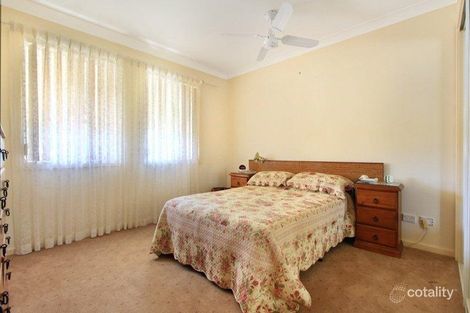 Property photo of 46 Ashmore Crescent Kanahooka NSW 2530