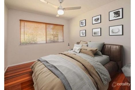 Property photo of 15 Fair Street Wishart QLD 4122