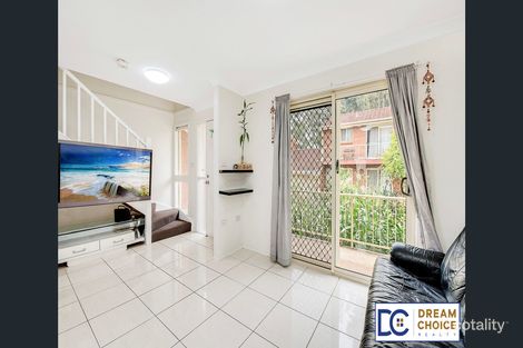 Property photo of 6/191-193 Targo Road Girraween NSW 2145