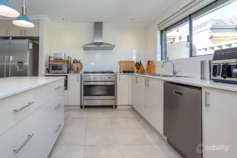 Property photo of 78 Verdant Crescent Seville Grove WA 6112