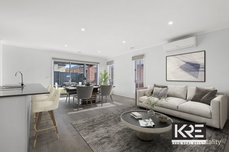 Property photo of 6 Faraya Road Pakenham VIC 3810