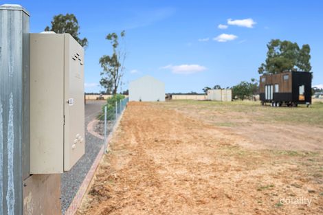 38 Pine Gr, Goornong, VIC 3557