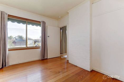 Property photo of 6 Hales Crescent Jacana VIC 3047