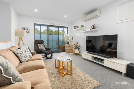 Property photo of 2/144 Flinders Street McCrae VIC 3938