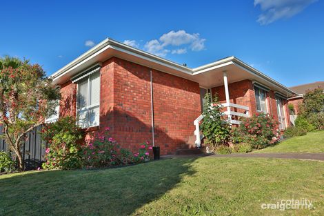 Property photo of 1/4 Preston Avenue Endeavour Hills VIC 3802