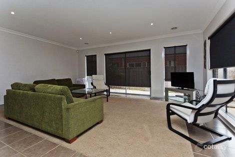 Property photo of 25 Wetlands Boulevard Williams Landing VIC 3027