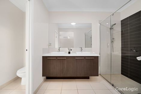 Property photo of 18 Firecrest Road Manor Lakes VIC 3024