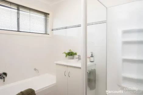 Property photo of 13 Rowland Crescent Summerhill TAS 7250