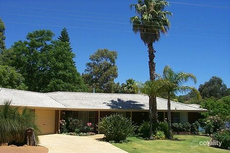 35 Traylen Rd, Kalamunda, WA 6076