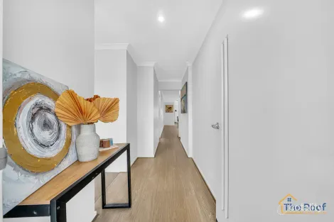 Property photo of 14 Bledisloe Street Tarneit VIC 3029